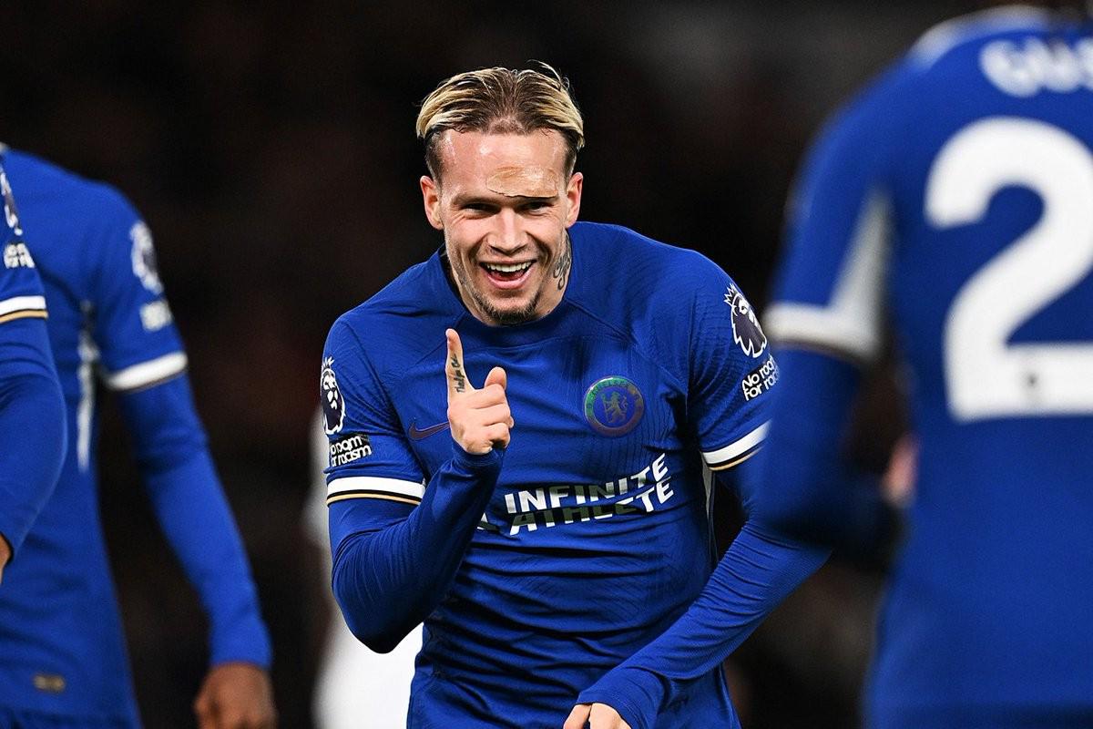 切尔西出场, 穆德里克的, 药物