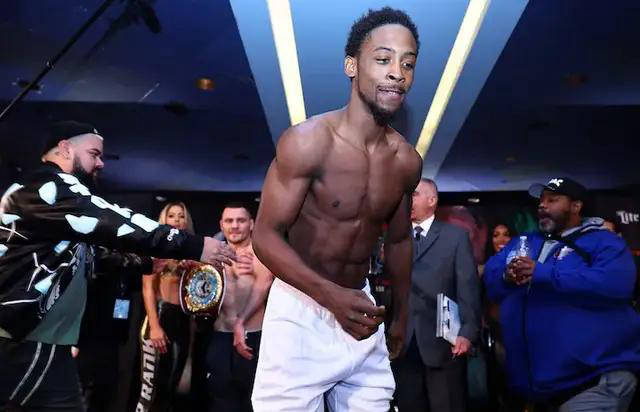 凯肖恩, 磅左右, 参加超轻量 凯肖恩, 磅左右, 参加超轻量