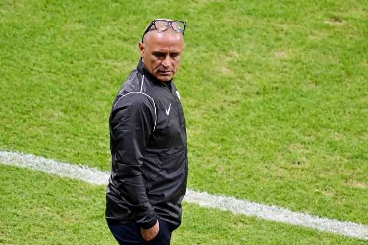 的带领下, 战胜德国则 的带领下, 战胜德国则