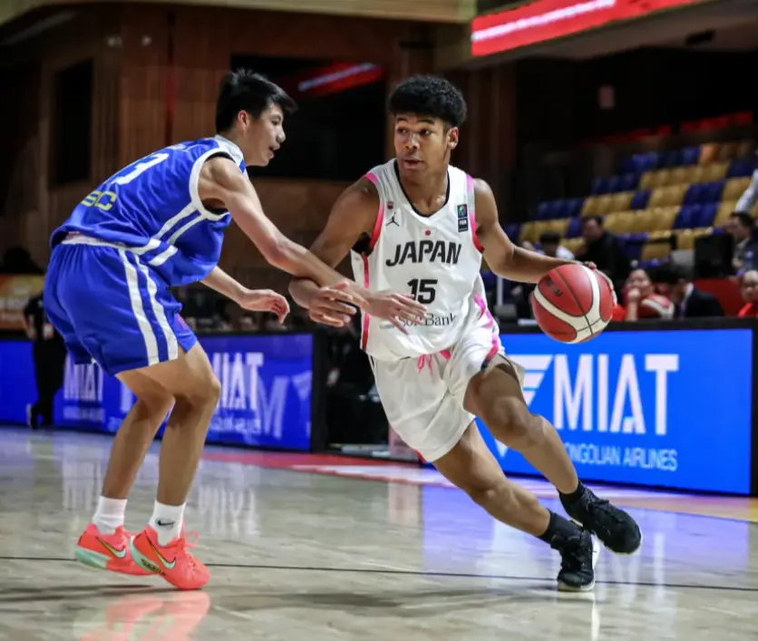 现了出色的, div 现了出色的, div